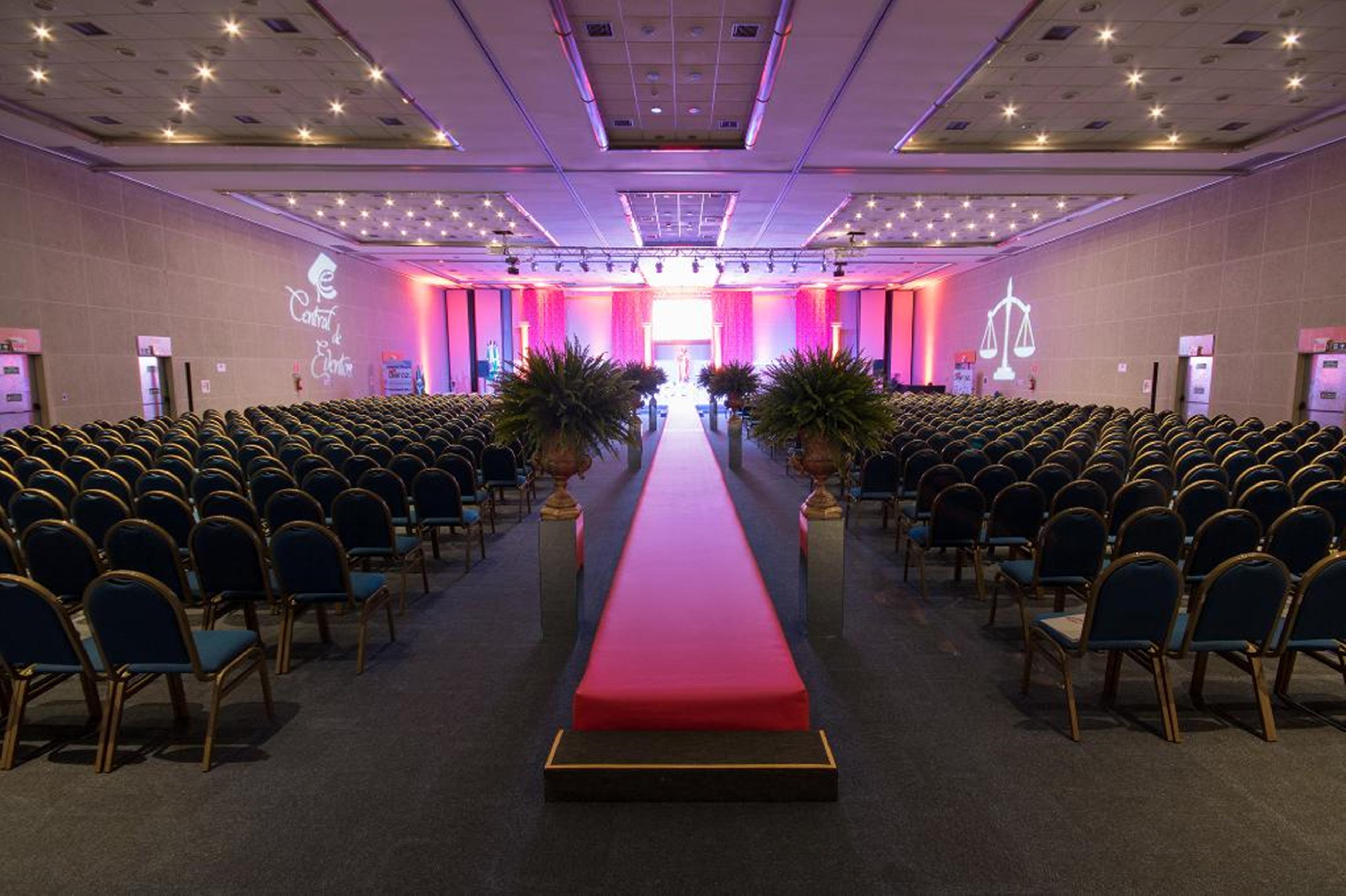 Hotel Golden Park Internacional Foz & Convencoes By Nacional Inn Фос-ду-Игуасу Экстерьер фото