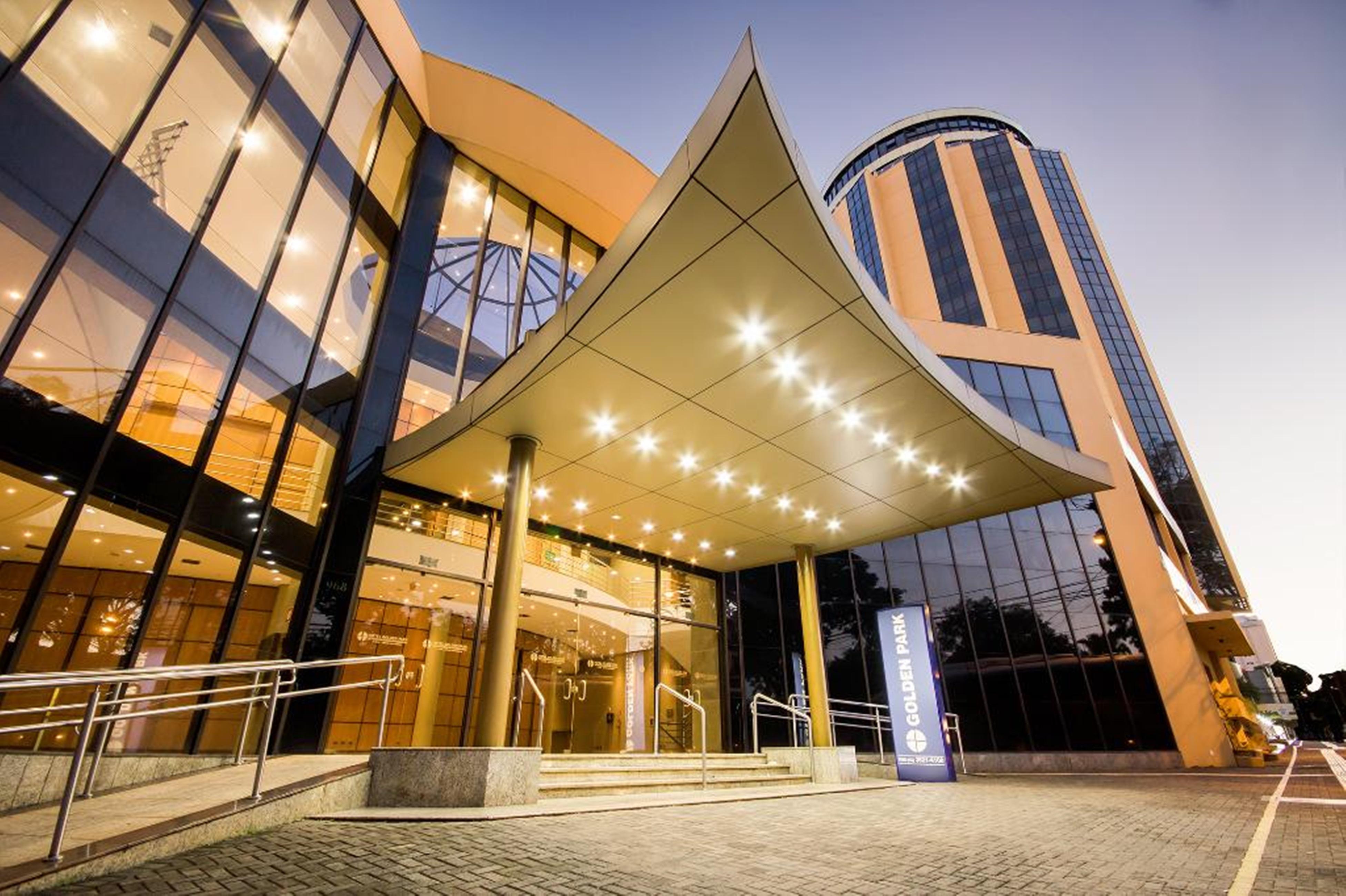 Hotel Golden Park Internacional Foz & Convencoes By Nacional Inn Фос-ду-Игуасу Экстерьер фото