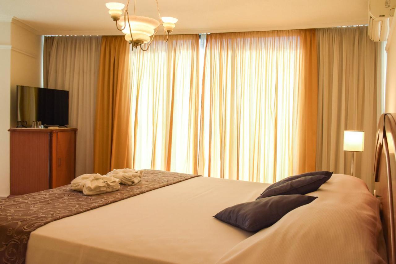 Hotel Golden Park Internacional Foz & Convencoes By Nacional Inn Фос-ду-Игуасу Экстерьер фото