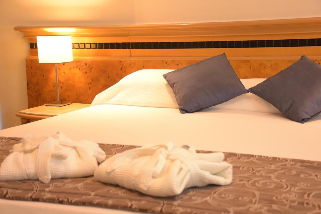 Hotel Golden Park Internacional Foz & Convencoes By Nacional Inn Фос-ду-Игуасу Экстерьер фото